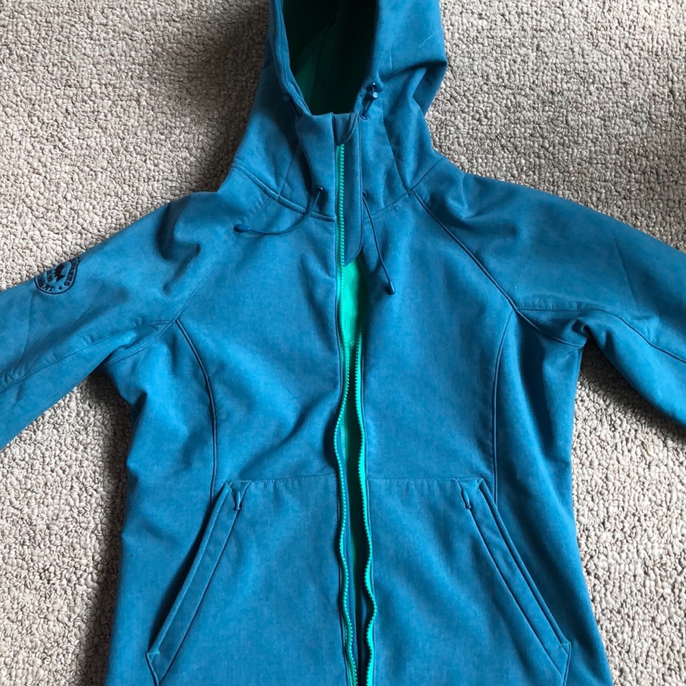 Rain/wind jacket